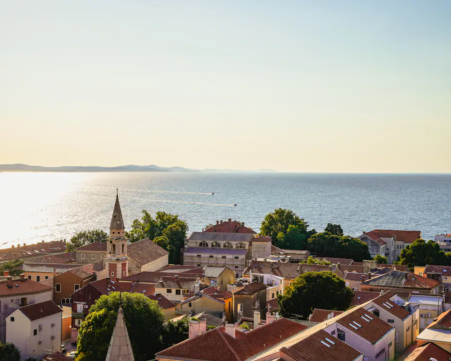 Tetti e mare a Zara (Zadar), Croazia